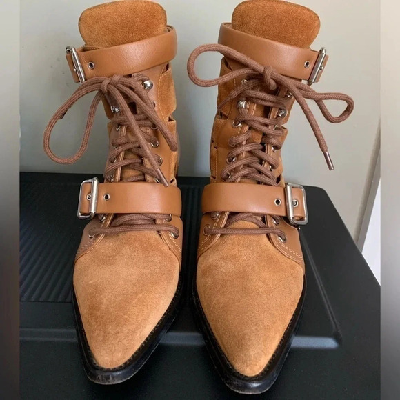 CHLOE Rylee Suede & leather ankle boots with buckles made in Italy size 37 US6.5 - Picture 3 of 12